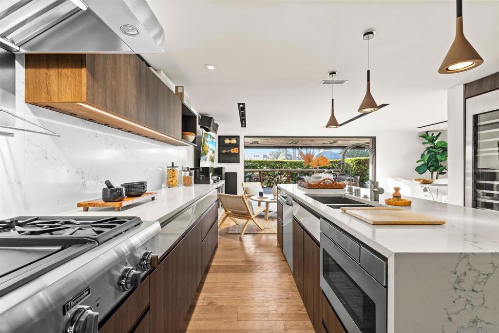 1715 Coast Blvd - photo 15