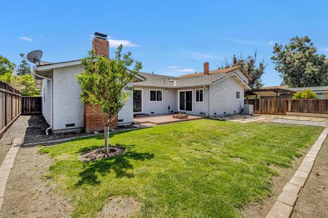 6608 Neptune Court, San Jose CA: https://media.crmls.org/mediaz/ac06e4a3-4cd9-4c57-b9c8-5e352c0997db.jpg