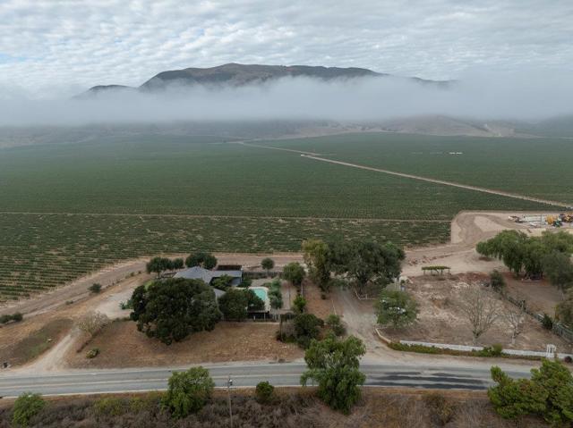 43002 Arroyo Seco Road, Soledad CA: https://media.crmls.org/mediaz/ac07697d-2d23-4142-9e54-c5bce477e965.jpg