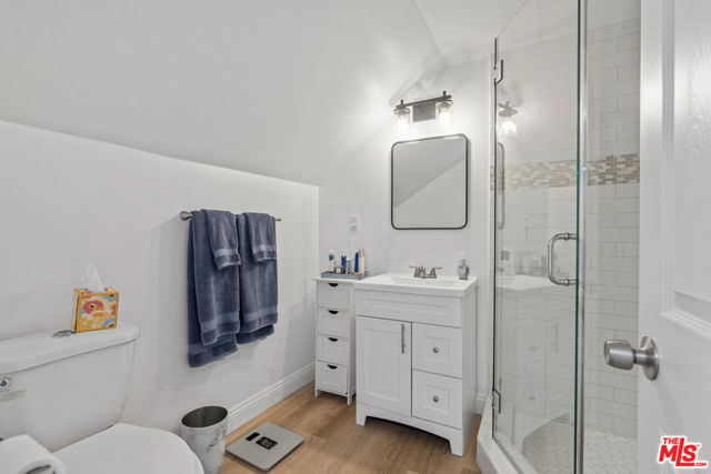 1848 19th Street, Santa Monica CA: https://media.crmls.org/mediaz/ac077275-340d-4151-848d-68743f165416.jpg