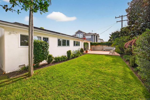 660 Cabrillo Ave, Coronado CA: https://media.crmls.org/mediaz/ac07c94e-f128-47f1-b679-42443d7f07de.jpg