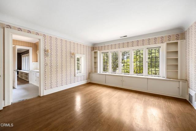 Detail Gallery Image 15 of 19 For 1245 Oak Grove Ave, San Marino,  CA 91108 - 9 Beds | 4/1 Baths