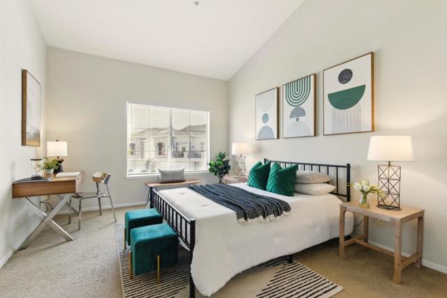 583 Shoal Circle,  CA: https://media.crmls.org/mediaz/ac08c156-b659-4ef3-85ca-9857a60822d1.jpg