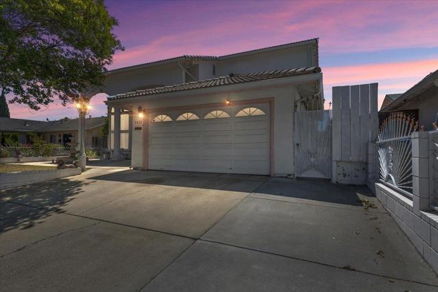 1611 Sierraville Avenue, San Jose CA: https://media.crmls.org/mediaz/ac09c1de-2494-4473-9538-3fdedec241a4.jpg