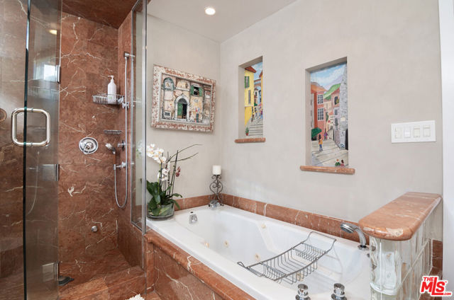 3200 Federal Avenue, Los Angeles CA: https://media.crmls.org/mediaz/ac09dcd3-ec50-412d-a9b1-c6a691f5f6ea.jpg