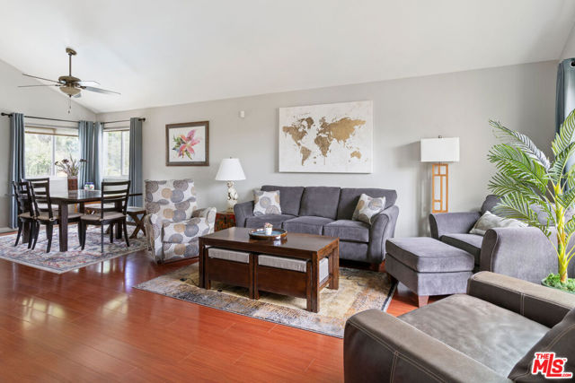 2591 Sunnydale Drive, Duarte CA: https://media.crmls.org/mediaz/ac0a289e-49ad-4082-bb1a-0631e54a4a0f.jpg