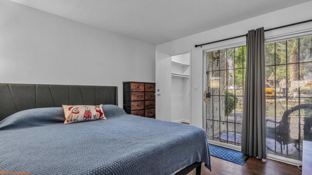 Image 11 of 17 For 64291 Spyglass Avenue 11