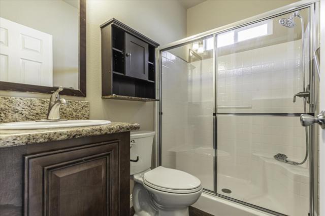3660 Walnut Boulevard, Brentwood CA: https://media.crmls.org/mediaz/ac0cfbc9-0a11-43e5-9cda-6a83ecd09498.jpg