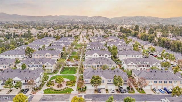 5611 Dorsey Street, Ventura CA: https://media.crmls.org/mediaz/ac0d3b53-baee-4a9d-89ba-1da6375f0763.jpg