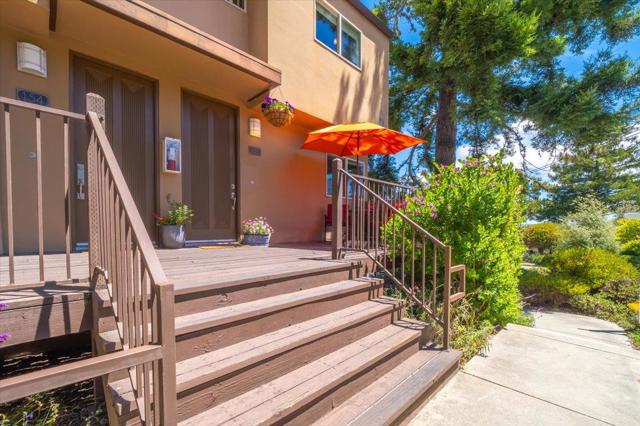 152 Mar Vista Drive, Monterey CA: https://media.crmls.org/mediaz/ac0d417f-28af-4335-ab96-431520cdd221.jpg