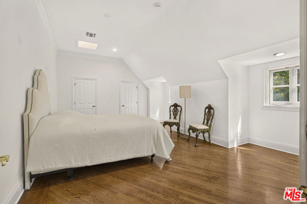 MLS #26833791 image #40