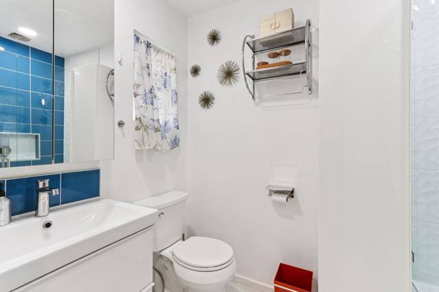 252 Lei Drive, Palm Springs CA: https://media.crmls.org/mediaz/ac0dd944-6943-4899-bb87-46fdf708dfd7.jpg