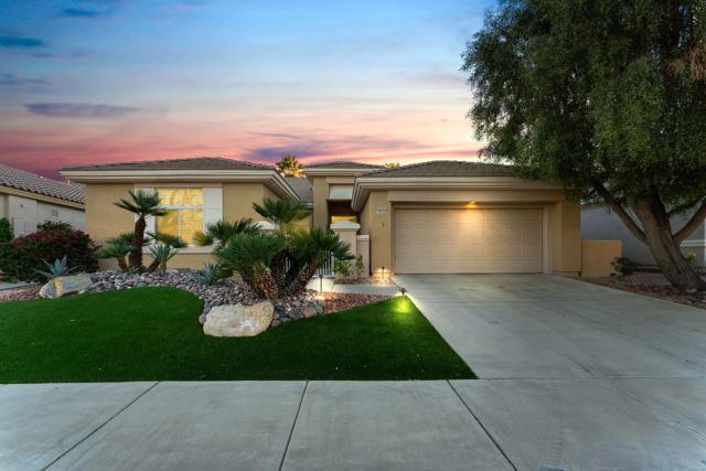 78325 Cloveridge Way, Palm Desert CA: https://media.crmls.org/mediaz/ac0f5368-338d-4111-a09e-d1ea217e36d2.jpg