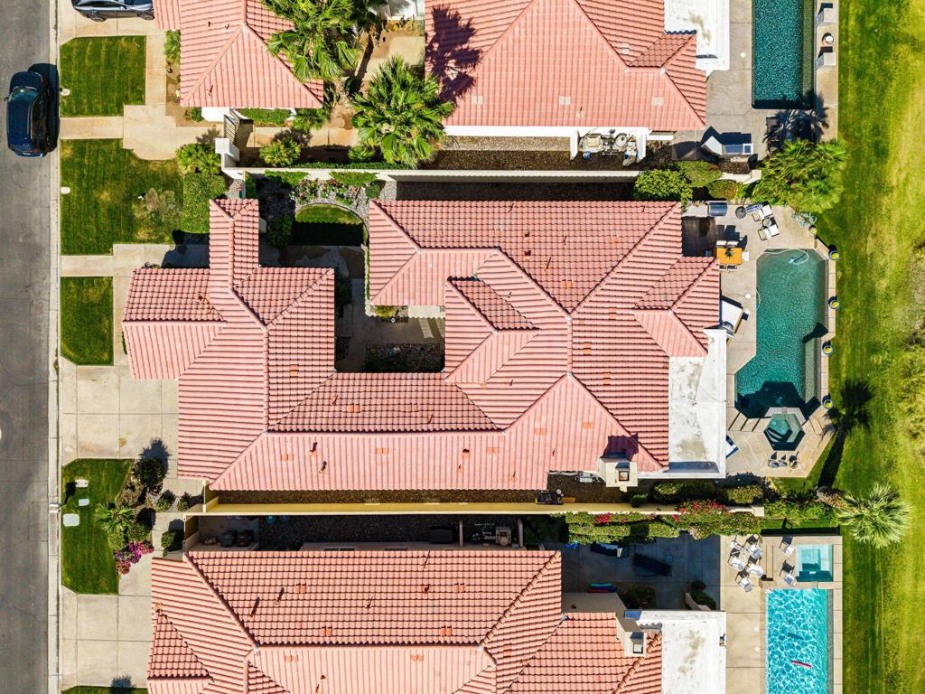 https://media.crmls.org/mediaz/ac0f5709-faa7-4340-ad5a-643858e9d64d.jpg?preset=X-Large