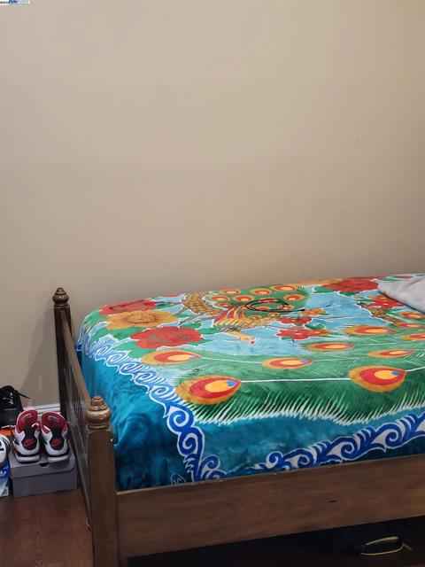 Image 7 of 20 For 2137 27th Ave