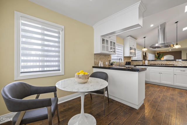 Detail Gallery Image 18 of 51 For 4961 Alcove Ave, Valley Village,  CA 91607 - 3 Beds | 2 Baths