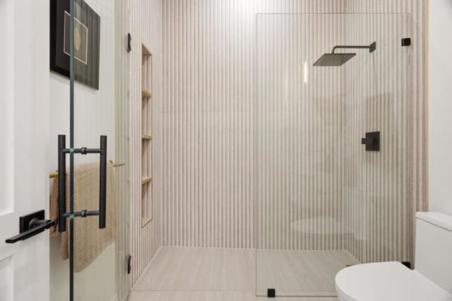 Image 48 of 86 For 15400 Herring Avenue