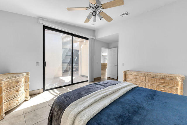 78565 Vista Del Fuente, Indian Wells CA: https://media.crmls.org/mediaz/ac104094-b489-46de-a293-3eac81da35f2.jpg
