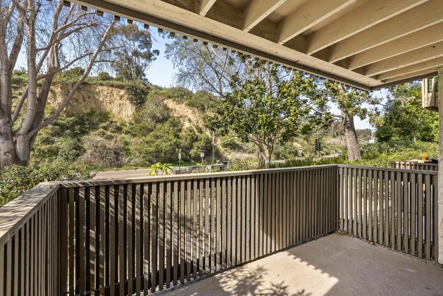 Image 16 of 40 For 8503 Villa La Jolla Dr E