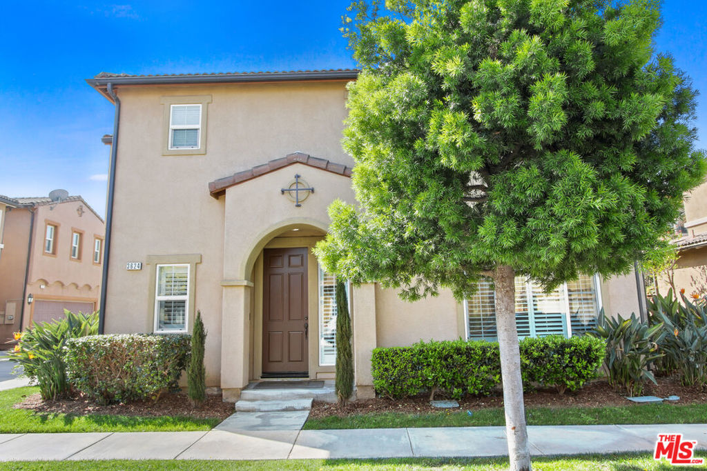 3624 W Medici Lane