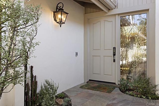 Detail Gallery Image 4 of 34 For 155 Sabinas Ct, Solana Beach,  CA 92075 - 2 Beds | 2 Baths