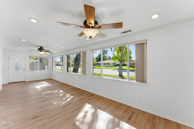 Detail Gallery Image 22 of 35 For 7202 Village 7, Camarillo,  CA 93012 - 2 Beds | 2 Baths