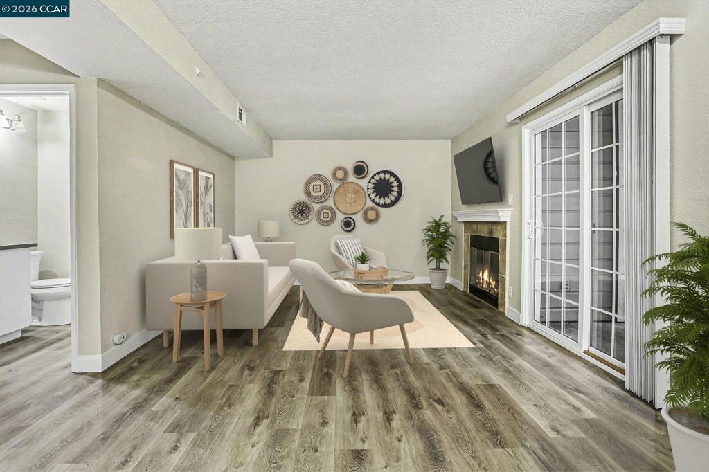 485 Canyon Oaks Dr #J