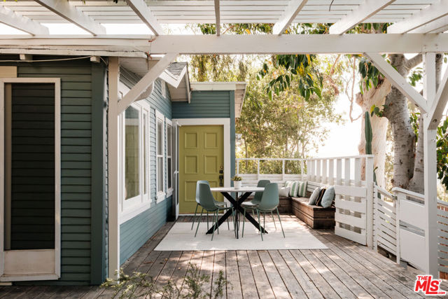 2326 Hidalgo Avenue, Los Angeles CA: https://media.crmls.org/mediaz/ac12c225-22f3-4d84-8f4f-1ff5eb651060.jpg