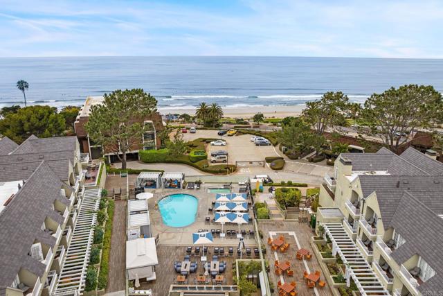 1562 Camino Del Mar, Del Mar CA: https://media.crmls.org/mediaz/ac12d269-d8da-4fc1-b472-2084a31836f6.jpg