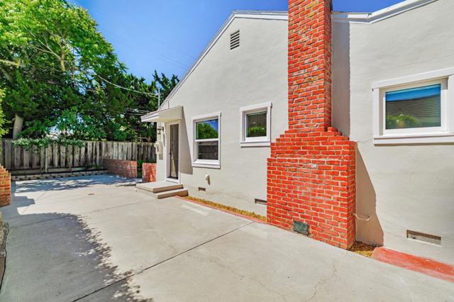 2276 Newhall Street, San Jose CA: https://media.crmls.org/mediaz/ac1329b5-09b2-4800-999c-83d6cf1e7705.jpg