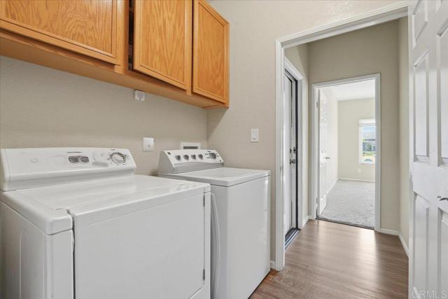 Detail Gallery Image 23 of 29 For 241 Del Mesa St, Oceanside,  CA 92058 - 4 Beds | 2 Baths