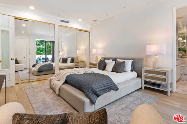 2102 Century Park Lane, Los Angeles CA: https://media.crmls.org/mediaz/ac14f658-758c-4d4b-b964-6660af0f28bb.jpg