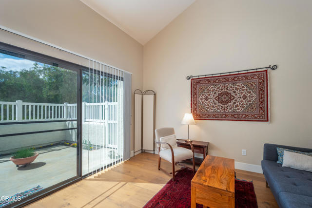 Detail Gallery Image 9 of 29 For 1356 El Lazo Ct, Camarillo,  CA 93012 - 2 Beds | 2 Baths