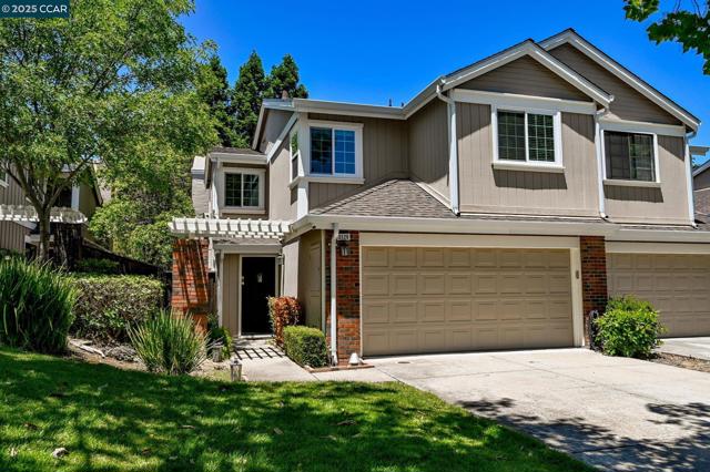 2120 Shady Creek Pl, Danville CA: https://media.crmls.org/mediaz/ac15abef-330a-4c2c-a6cb-ffde8ee49ba5.jpg