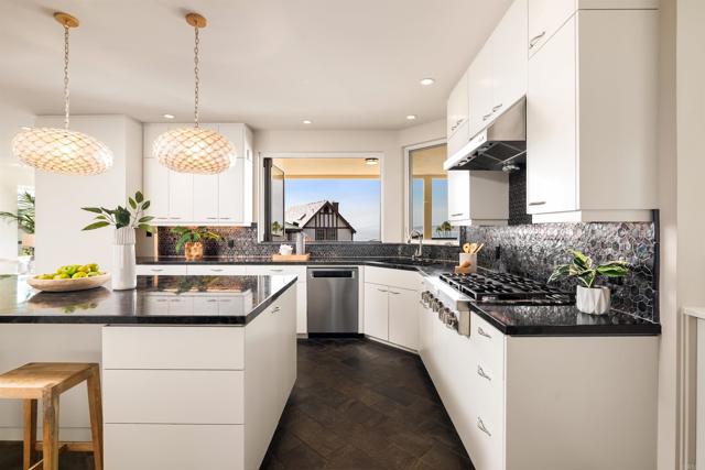 1876 Little Street, La Jolla CA: https://media.crmls.org/mediaz/ac15ca2b-1864-41d1-a511-da7ffffae829.jpg