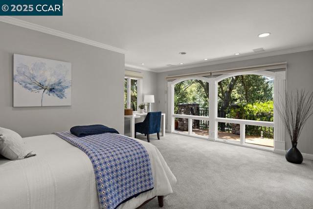 3949 Canyon Rd, Lafayette CA: https://media.crmls.org/mediaz/ac16eec0-d228-46c6-a02e-deb258e7668a.jpg