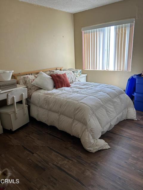 5460 White Oak Avenue, Encino CA: https://media.crmls.org/mediaz/ac16faf4-3a7f-47bc-a1f1-c74d66eb474b.jpg