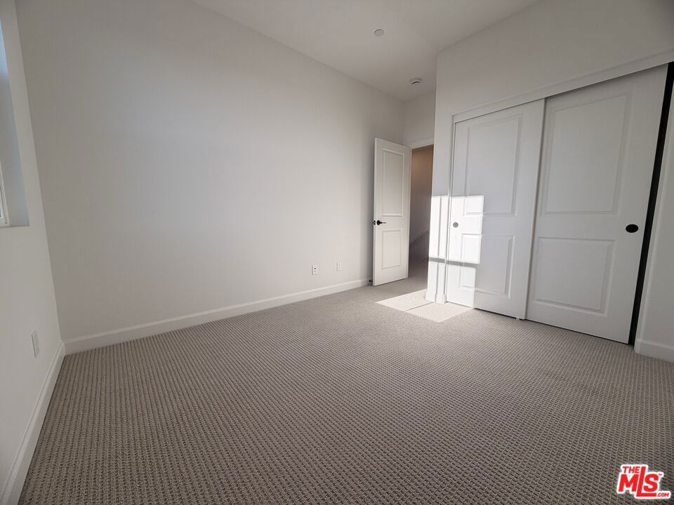 240 Abacus Ave - photo 14