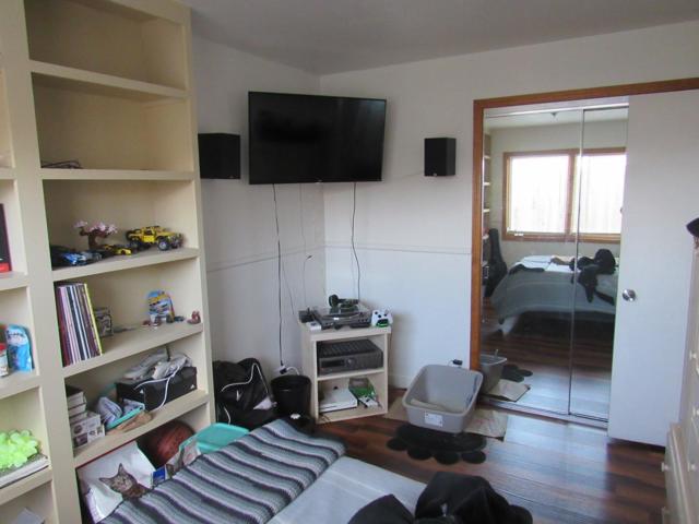 3038 King Circle, Marina CA: https://media.crmls.org/mediaz/ac1799c3-1993-477d-8203-6b4add2a7f80.jpg