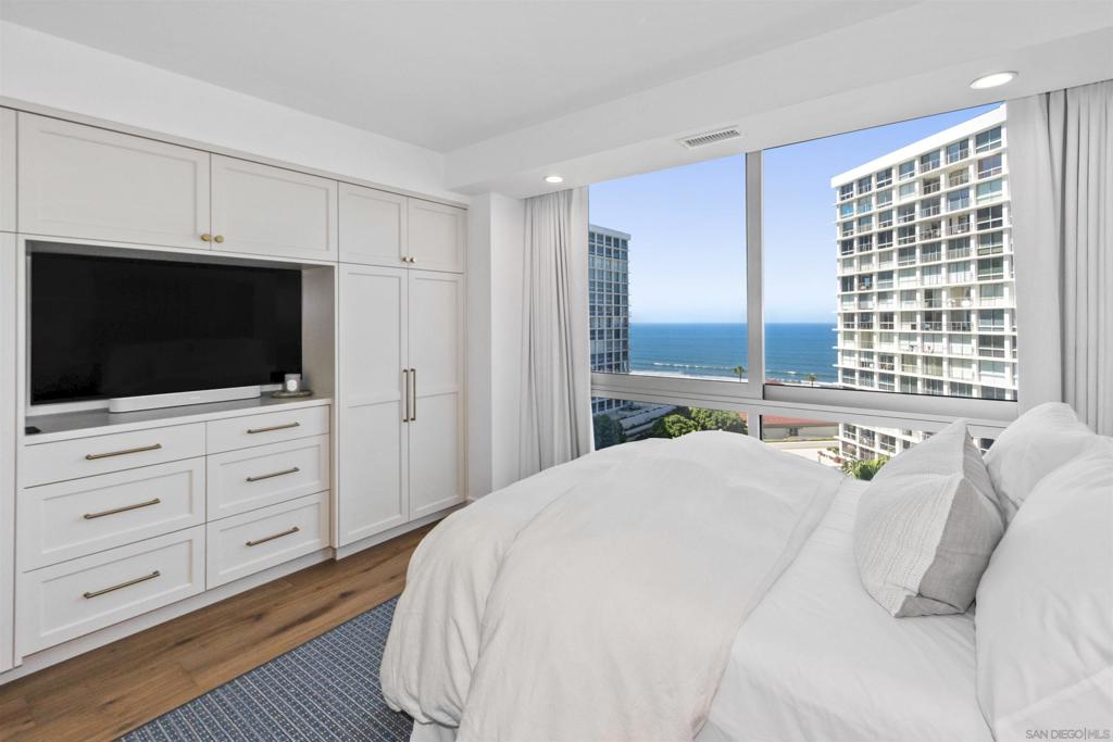 MLS #250031707SD img 12