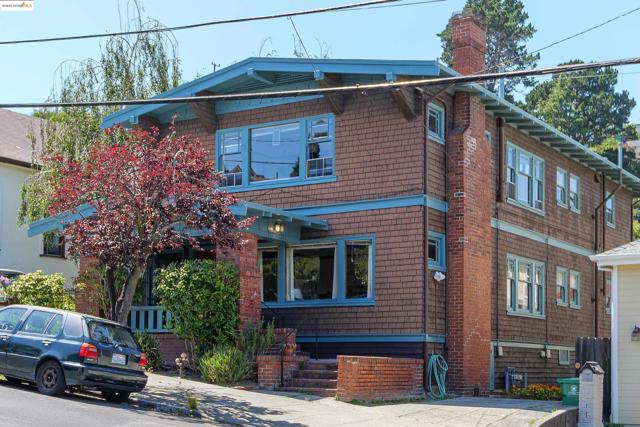 318 Washington Avenue, Richmond CA: https://media.crmls.org/mediaz/ac17d186-b002-4e08-8e0d-3458365351c1.jpg