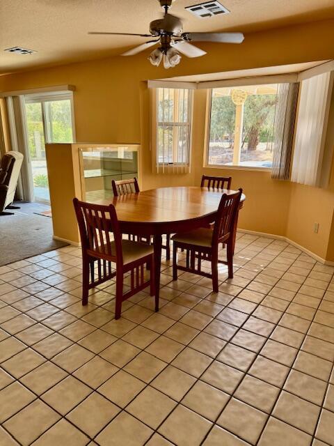 2600 N Farrell Drive, Palm Springs CA: https://media.crmls.org/mediaz/ac18425f-9bbf-47ea-a950-c6e43c34cb5b.jpg