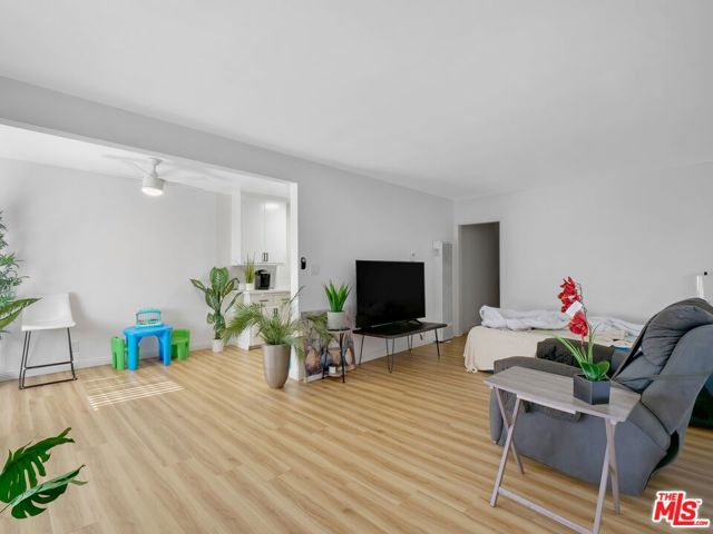 Image 7 of 14 For 917 Edgewood Street