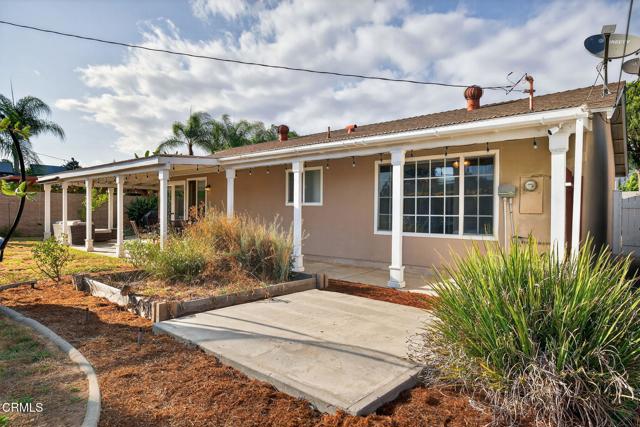 86 Willey Street, Ojai CA: https://media.crmls.org/mediaz/ac190381-a742-44c0-b436-9dcbea165580.jpg