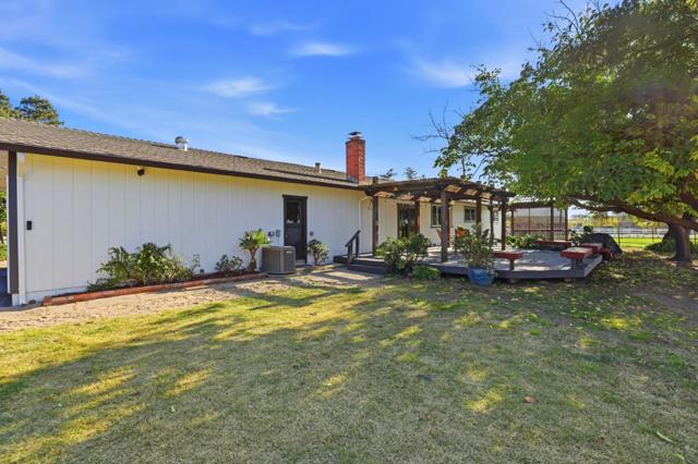 12101 Columbet Avenue, San Martin CA: https://media.crmls.org/mediaz/ac1909ed-c919-4dc0-96d5-a88bfa3cd657.jpg