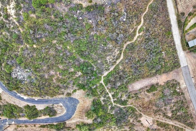 Detail Gallery Image 2 of 13 For 25183 Jesmond Dene Rd, Escondido,  CA 92026 - – Beds | – Baths