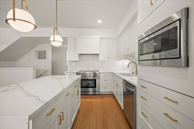 224 Carroll Street, Sunnyvale CA: https://media.crmls.org/mediaz/ac19a2ea-1d14-4ab9-8b4b-7ce3733c95b8.jpg