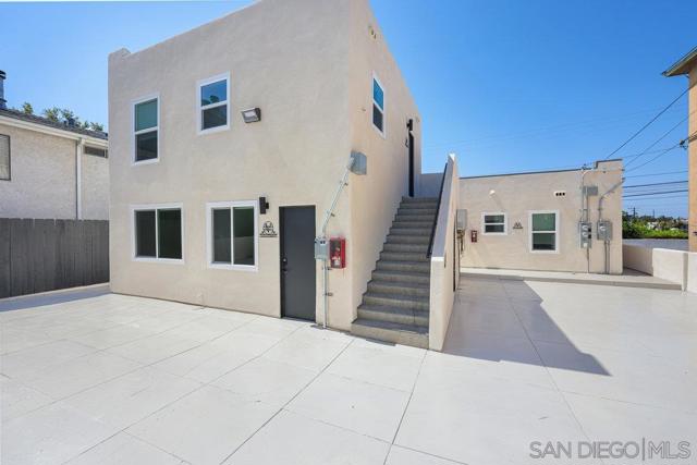 3764 Villa Terrace, San Diego CA: https://media.crmls.org/mediaz/ac1a6877-5f3c-4aee-b6c9-d899c76ec769.jpg