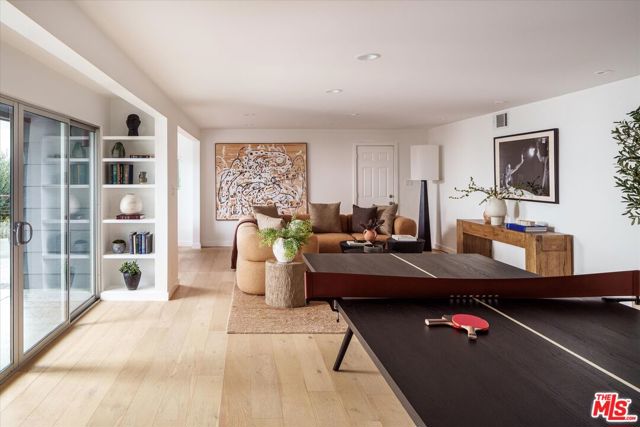 7420 Cervantes Place, Los Angeles CA: https://media.crmls.org/mediaz/ac1c0c2a-20a6-4fb4-b691-c648fc029bce.jpg