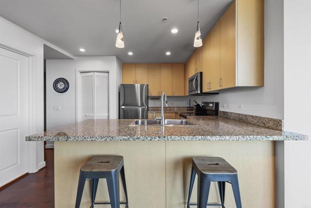 Detail Gallery Image 7 of 43 For 1080 Park Bld #1502,  San Diego,  CA 92101 - 2 Beds | 2 Baths